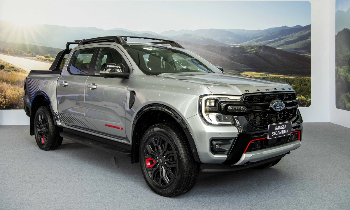 Ranger Stormtrak 2026: thông số kĩ thuật bao nhiêu và có giáp gầm hay chưa?